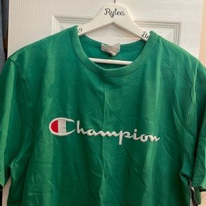 Green Champion shirt in Size large